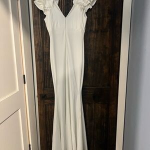 White V-Neck Flutter Sleeve dress! Beautiful on!